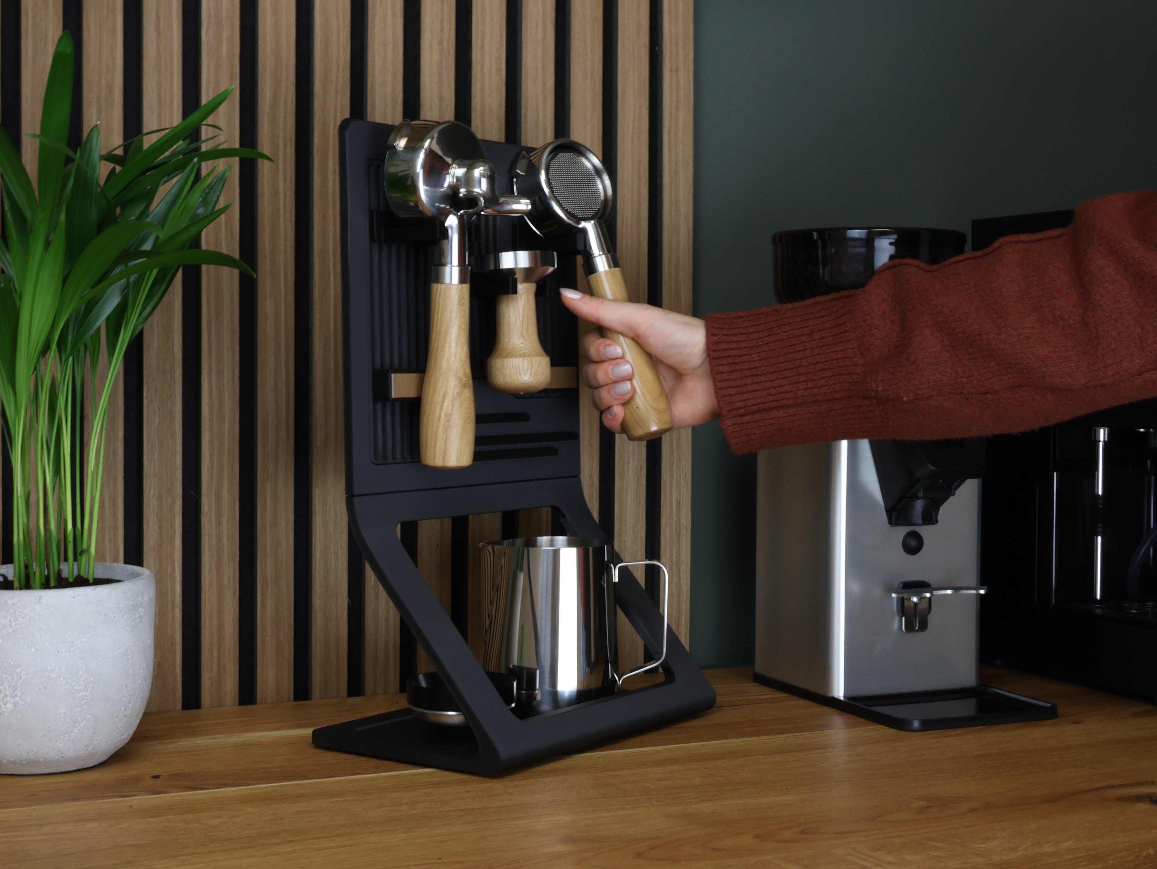 Barista Organizer Board "Siena-Black Oak"